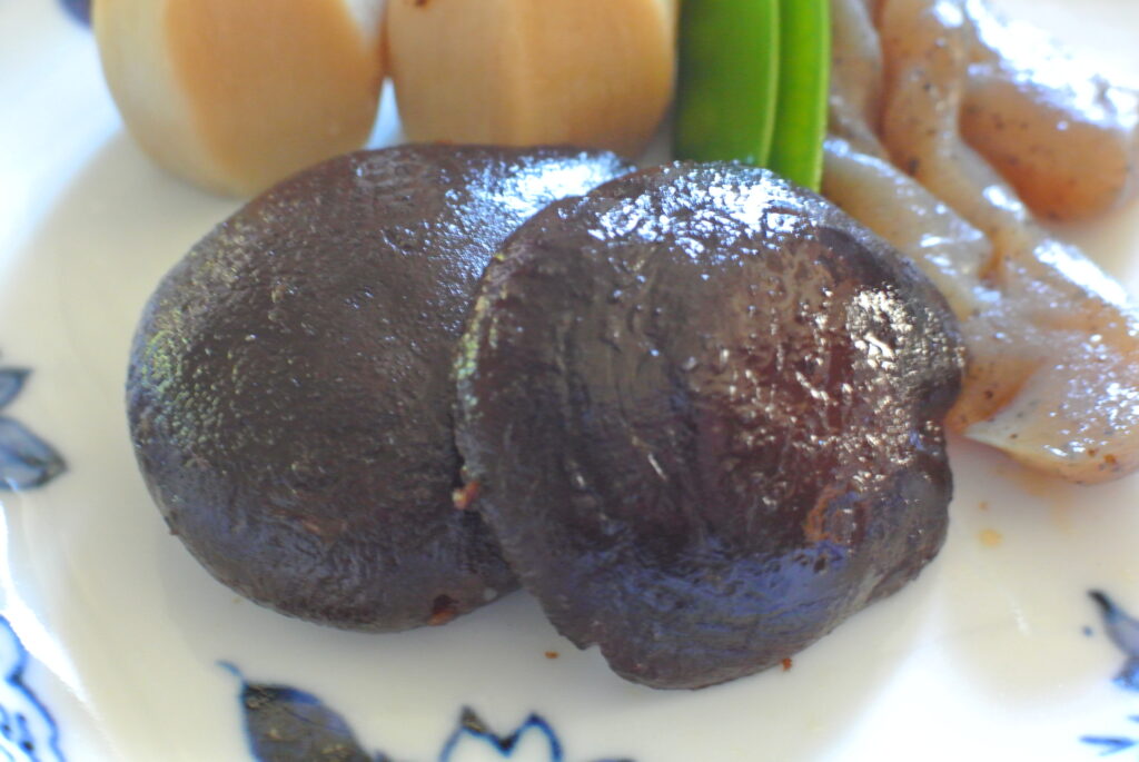 おせち手作りの煮しめ 椎茸旨煮