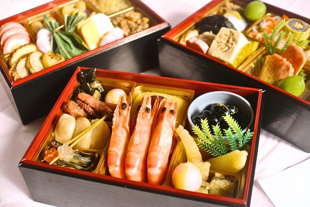 おせちを食べる意味 三段重のおせち