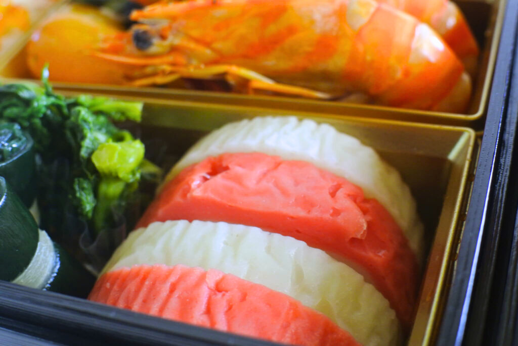 紅白かまぼこ おせちのかまぼこの意味